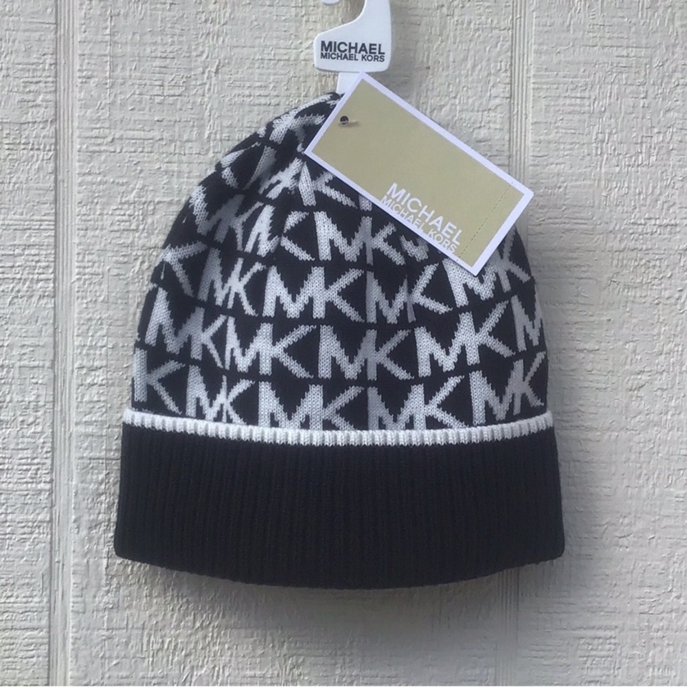 Michael Kors MK logo black white contrast beanie